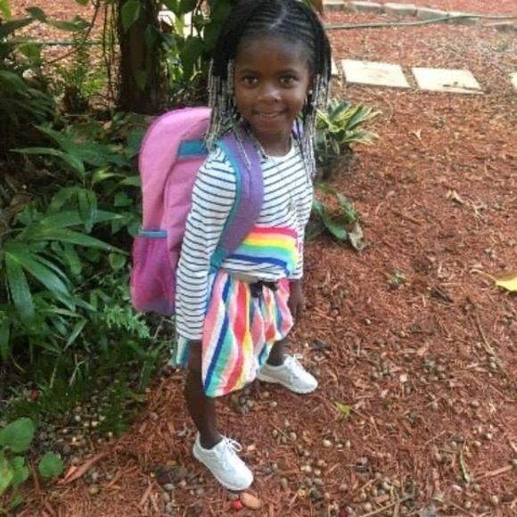 Meet your Posher, Ada - Picture 1 of 1